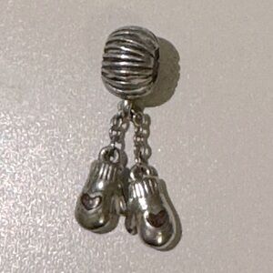Pandora charm - mittens